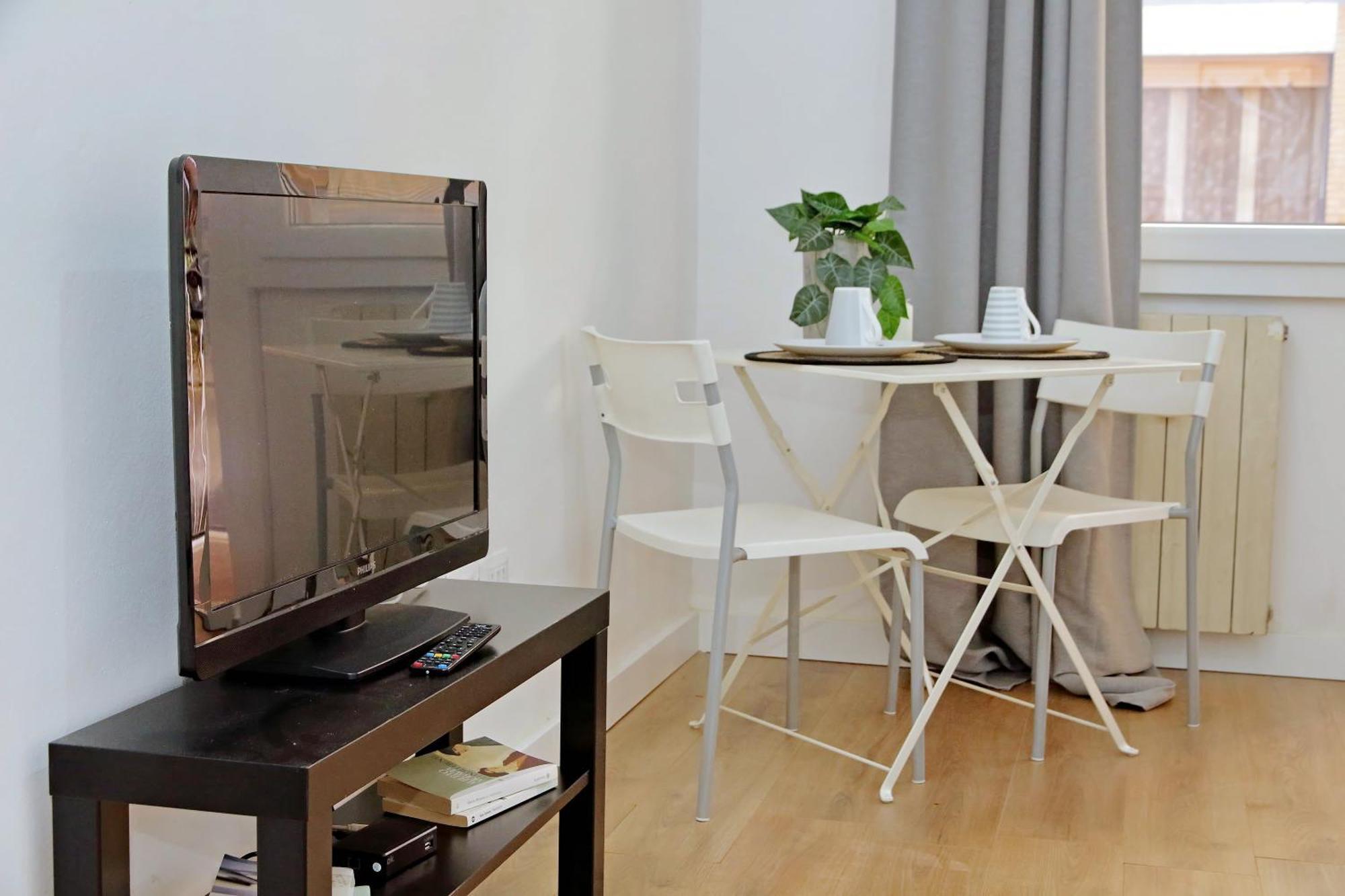 Primavera's Flat * Roma